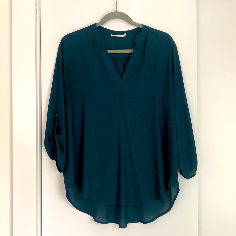 Lush women’s size L green blouse with button adjustable sleeves